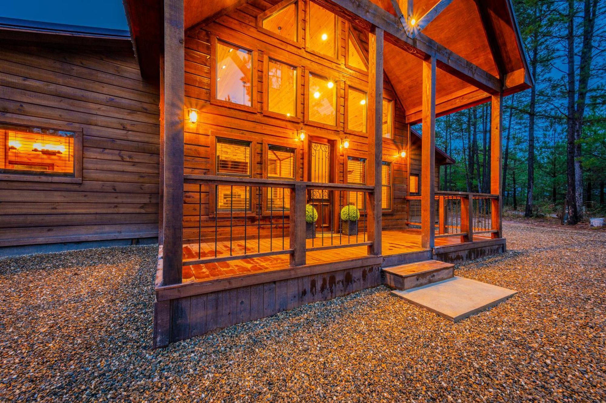 The Luxurious Blue Sky Lodge Is Epic! Broken Bow Buitenkant foto