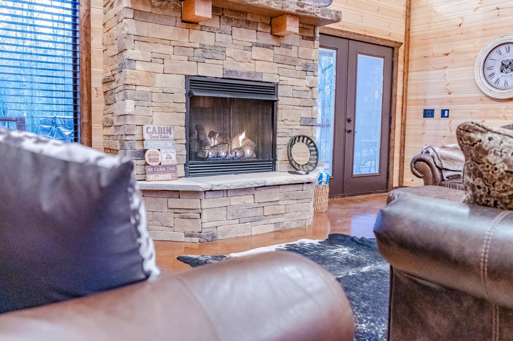 The Luxurious Blue Sky Lodge Is Epic! Broken Bow Buitenkant foto