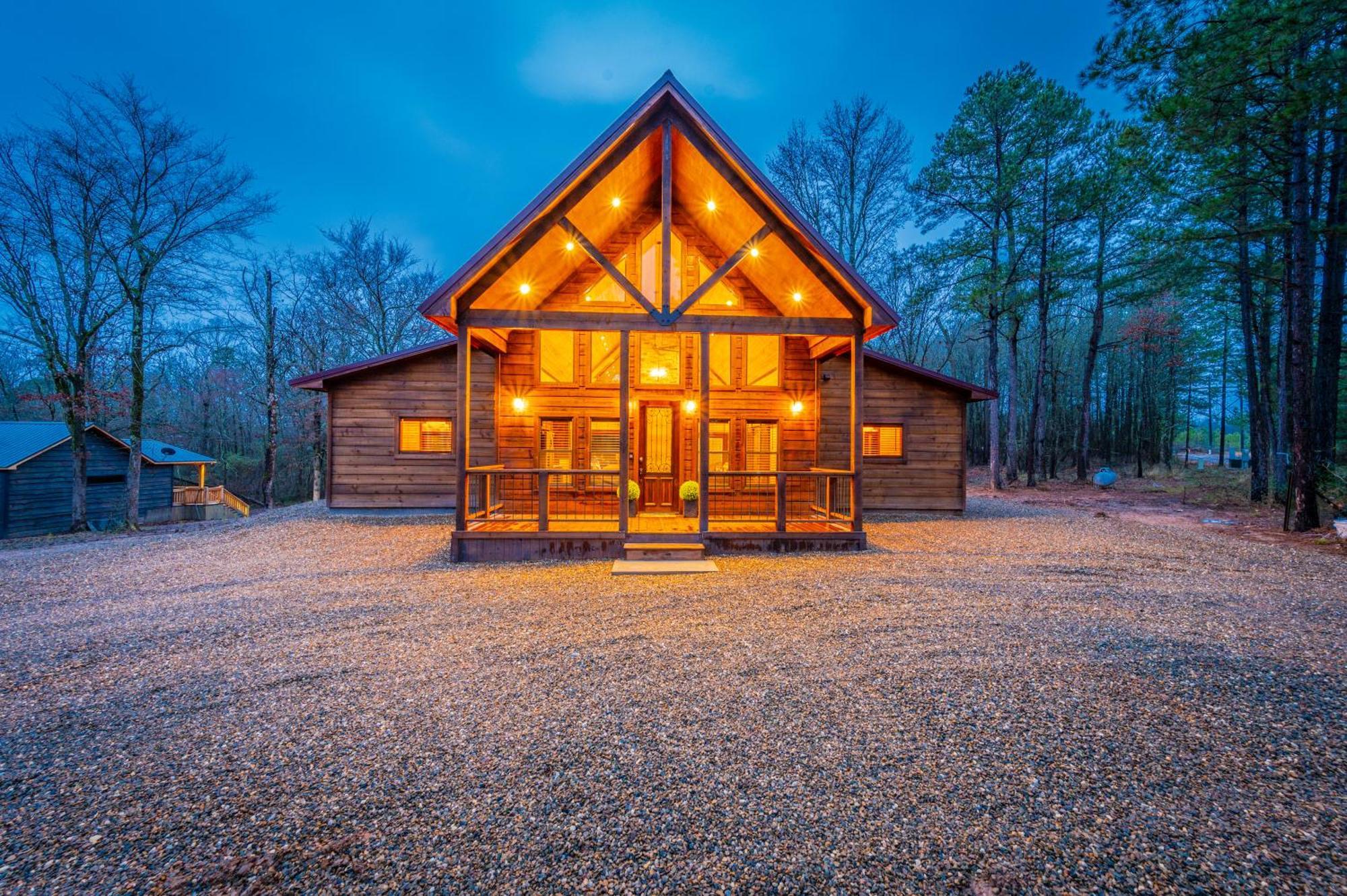 The Luxurious Blue Sky Lodge Is Epic! Broken Bow Buitenkant foto
