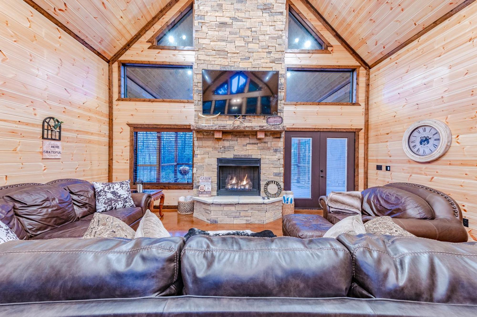 The Luxurious Blue Sky Lodge Is Epic! Broken Bow Buitenkant foto
