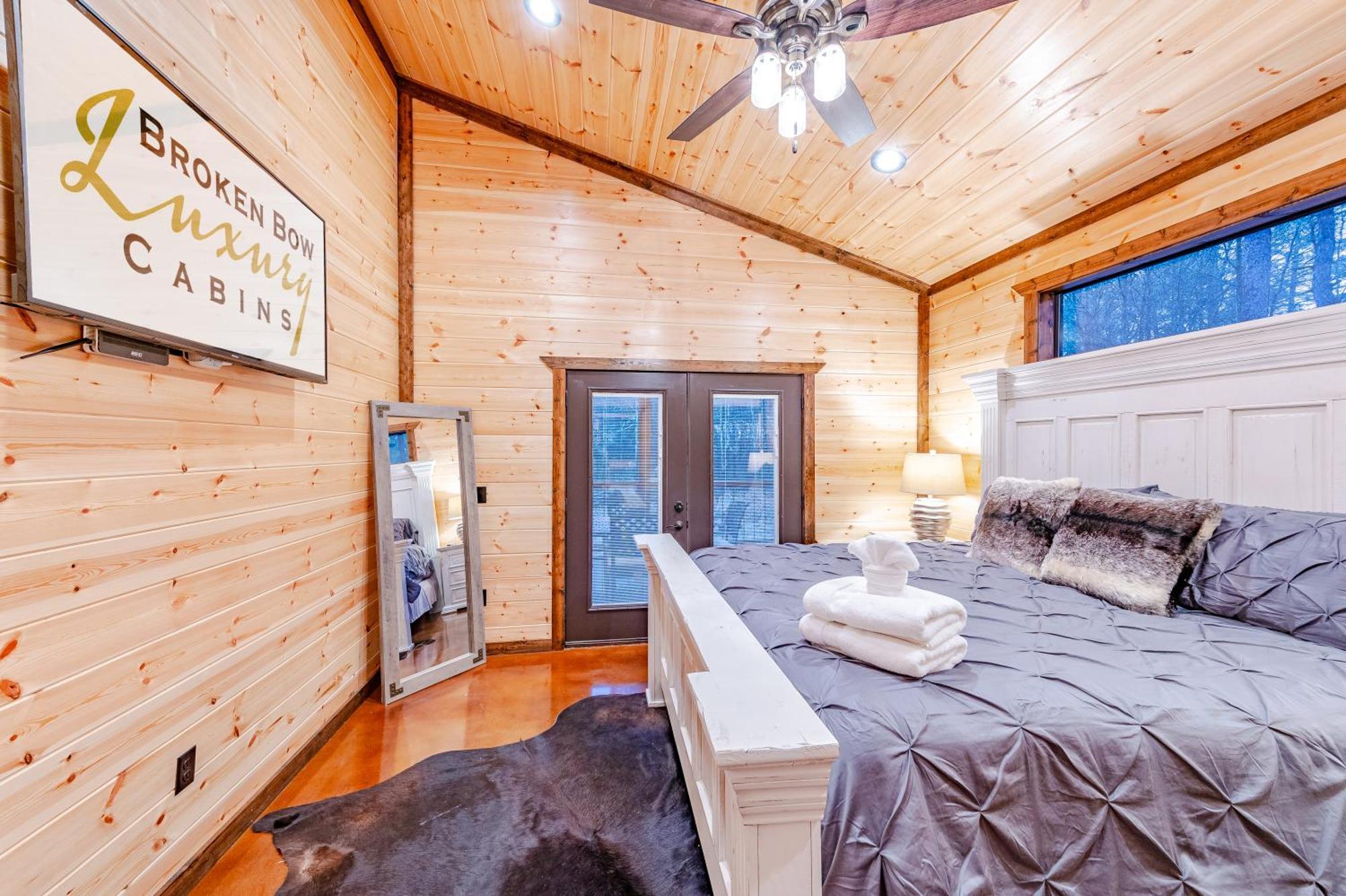 The Luxurious Blue Sky Lodge Is Epic! Broken Bow Buitenkant foto